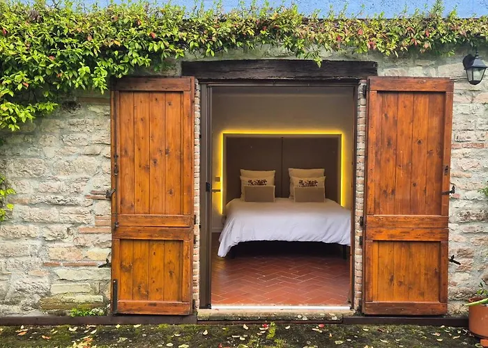 La Chiesetta - Private Pool - Borgo Canapegna Φαμπριάνο