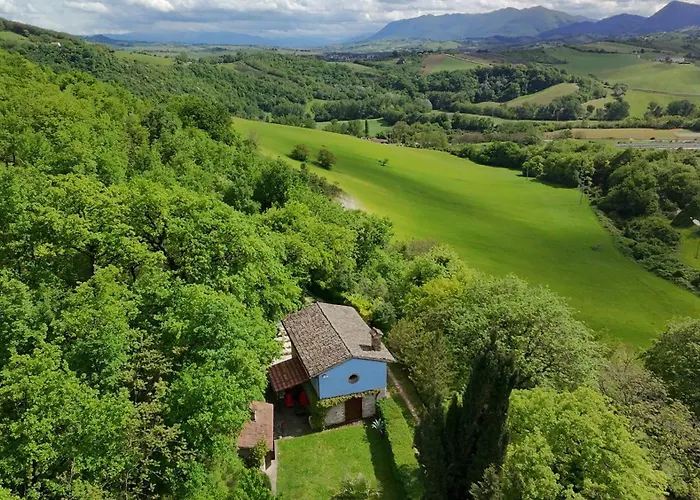 La Chiesetta - Private Pool - Borgo Canapegna Φαμπριάνο
