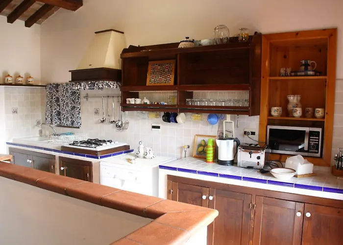 别墅 La Chiesetta - Private Pool And Jacuzzi - Borgo Canapegna 法布里亚诺