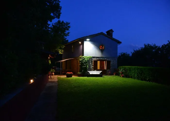 La Chiesetta - Private Pool And Jacuzzi - Borgo Canapegna * 法布里亚诺